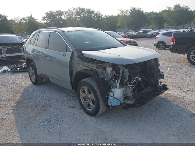 2022 TOYOTA RAV4 XLE - 1