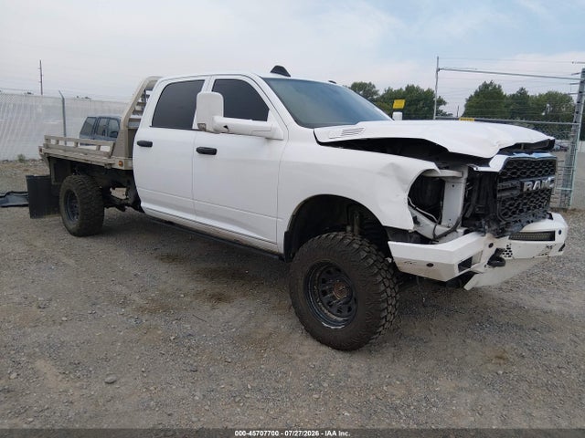 2022 RAM 3500 TRADESMAN 4X4 8' BOX - 1