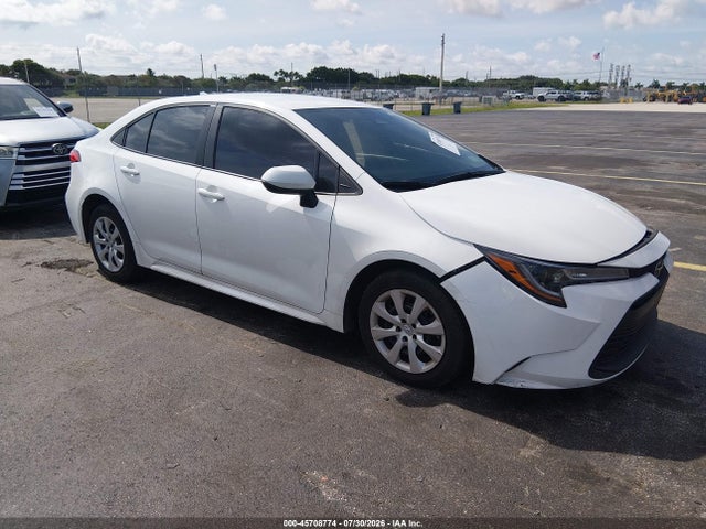 2024 TOYOTA COROLLA LE - 1