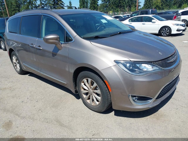 2017 CHRYSLER PACIFICA TOURING-L - 1