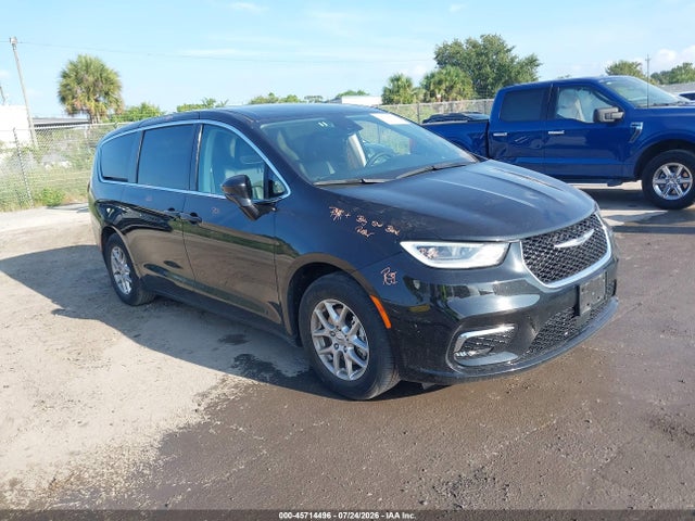 2024 CHRYSLER PACIFICA TOURING L - 1