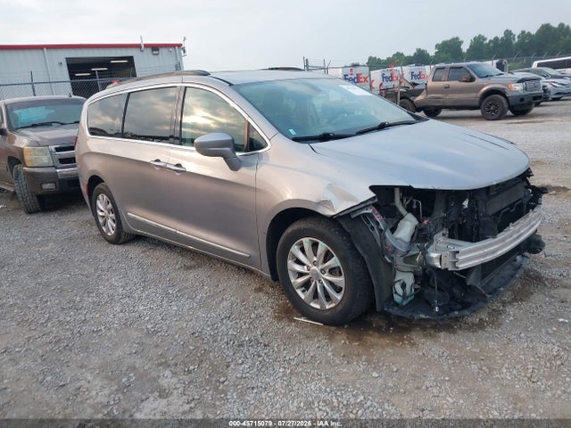 2017 CHRYSLER PACIFICA TOURING-L - 1