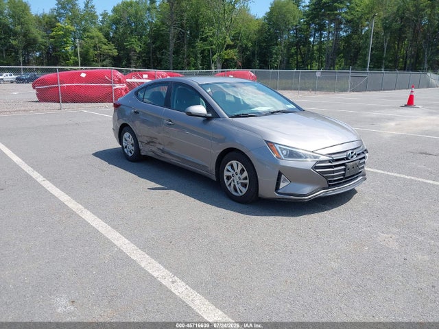 2020 HYUNDAI ELANTRA SE - 1