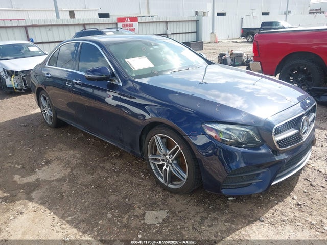 2019 MERCEDES-BENZ E 300 - 1