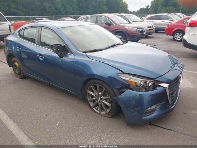 2018 MAZDA MAZDA3 TOURING - 1