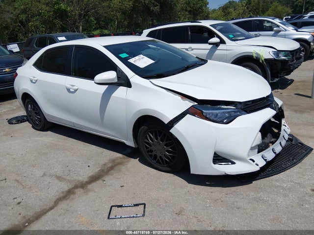 2017 TOYOTA COROLLA LE - 1