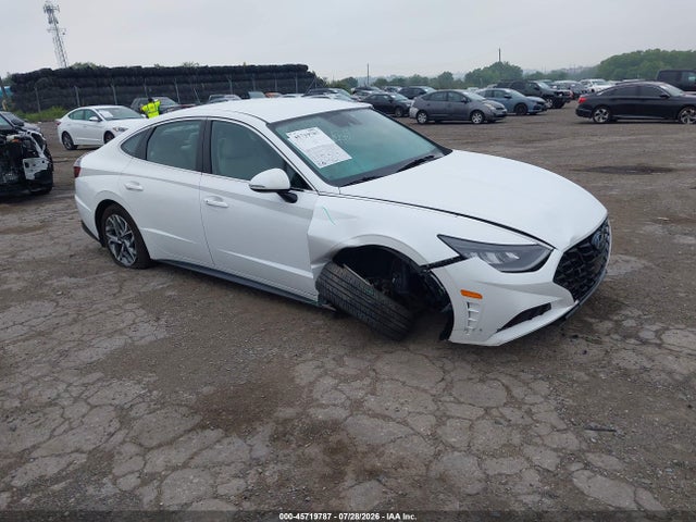 2022 HYUNDAI SONATA SEL - 1