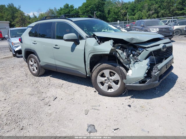 2021 TOYOTA RAV4 XLE - 1