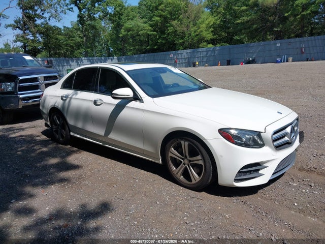 2017 MERCEDES-BENZ E 300 4MATIC - 1
