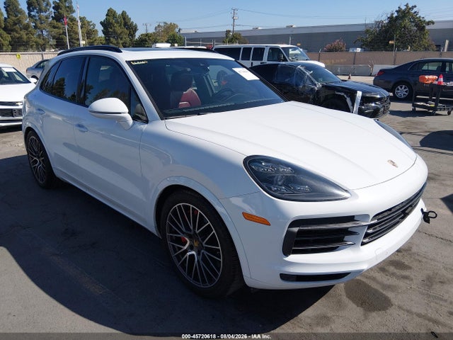 2019 PORSCHE CAYENNE - 1