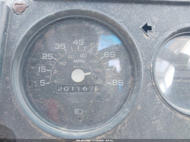 1985 CHEVROLET P30 - 1