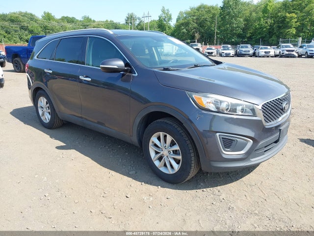 2017 KIA SORENTO 2.4L LX - 1