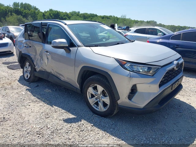 2019 TOYOTA RAV4 XLE - 1
