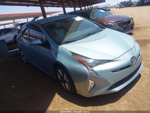 2017 TOYOTA PRIUS THREE TOURING - 1