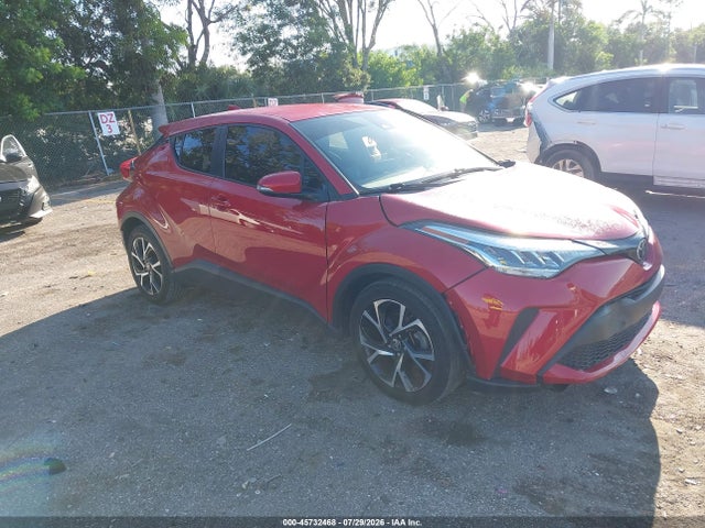 2021 TOYOTA C-HR XLE - 1