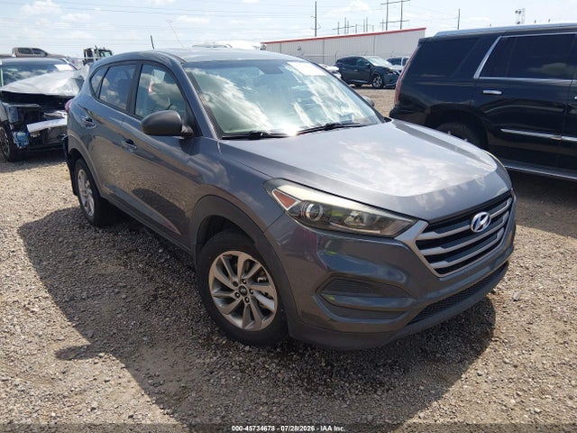2017 HYUNDAI TUCSON SE - 1