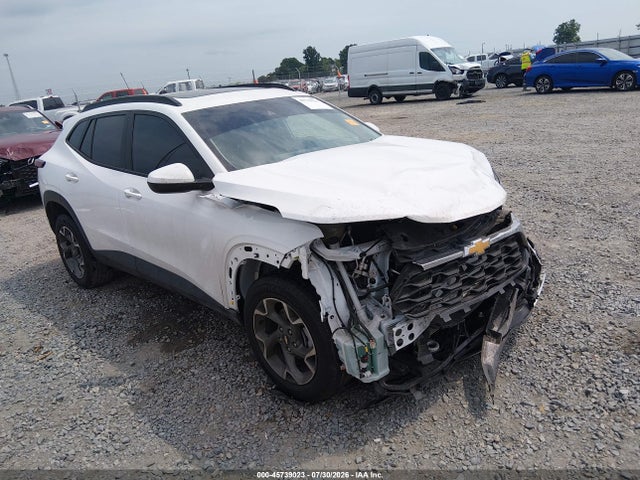 2025 CHEVROLET TRAX FWD LT - 1