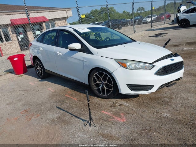 2017 FORD FOCUS SE - 1