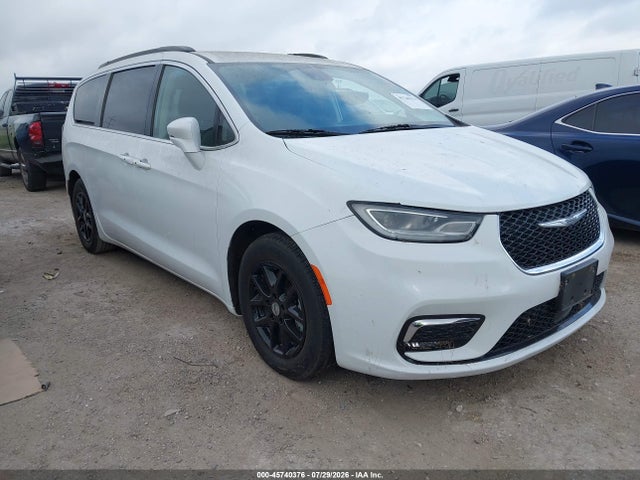 2022 CHRYSLER PACIFICA TOURING L - 1
