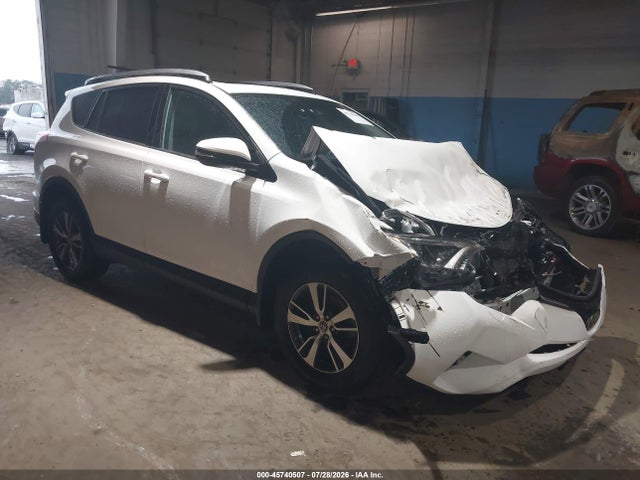 2017 TOYOTA RAV4 XLE - 1