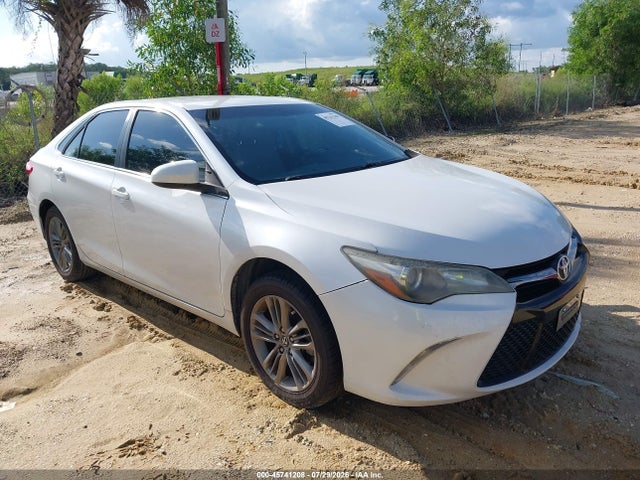2017 TOYOTA CAMRY SE - 1
