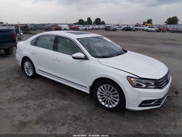 2017 VOLKSWAGEN PASSAT 1.8T SE - 1