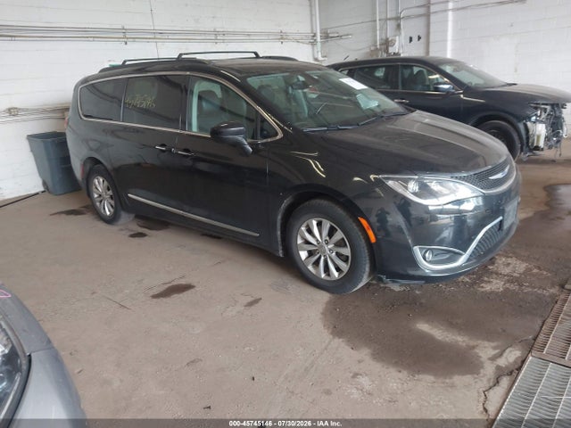 2017 CHRYSLER PACIFICA TOURING-L - 1