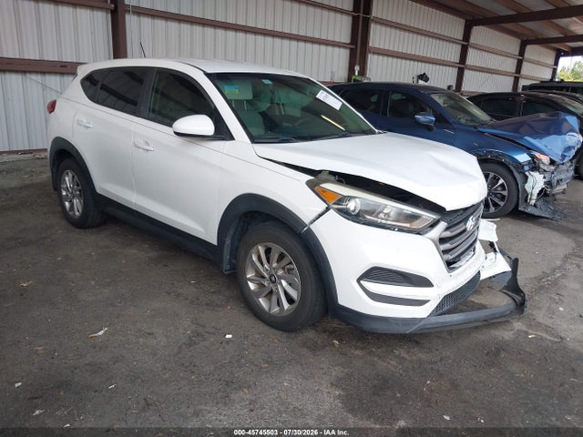 2017 HYUNDAI TUCSON SE - 1