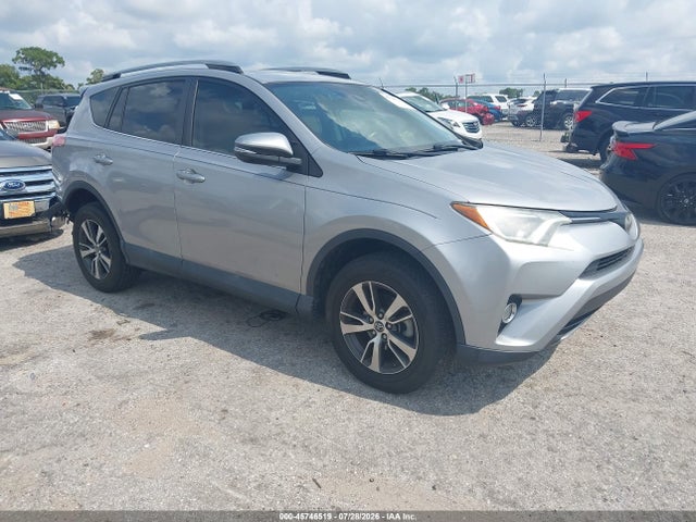 2018 TOYOTA RAV4 XLE - 1