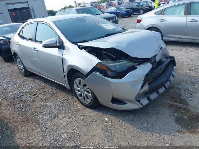 2017 TOYOTA COROLLA LE - 1