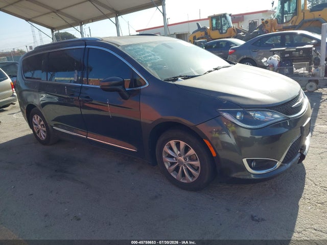2018 CHRYSLER PACIFICA TOURING L - 1