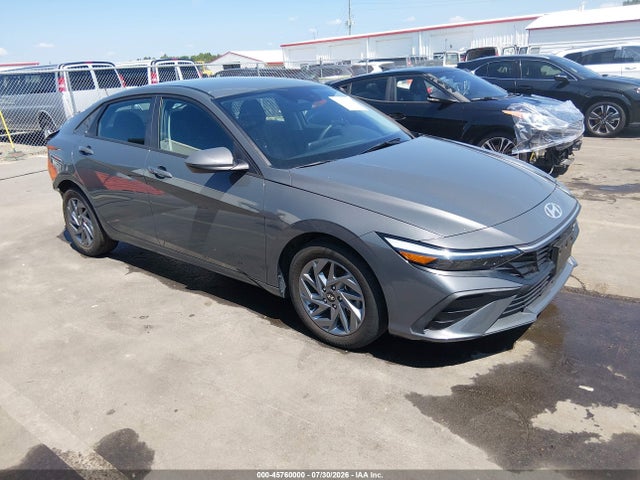 2024 HYUNDAI ELANTRA SEL - 1