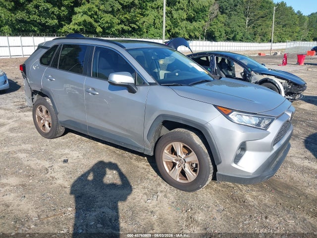 2019 TOYOTA RAV4 XLE - 1