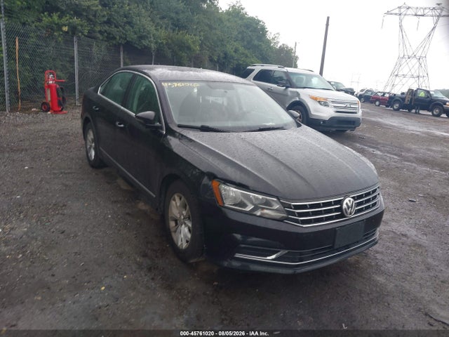 2017 VOLKSWAGEN PASSAT 1.8T S - 1