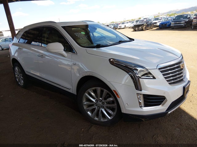 2017 CADILLAC XT5 PLATINUM - 1