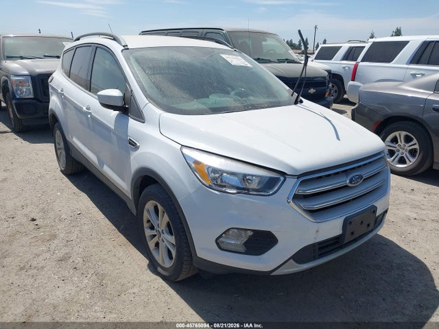2018 FORD ESCAPE SE - 1