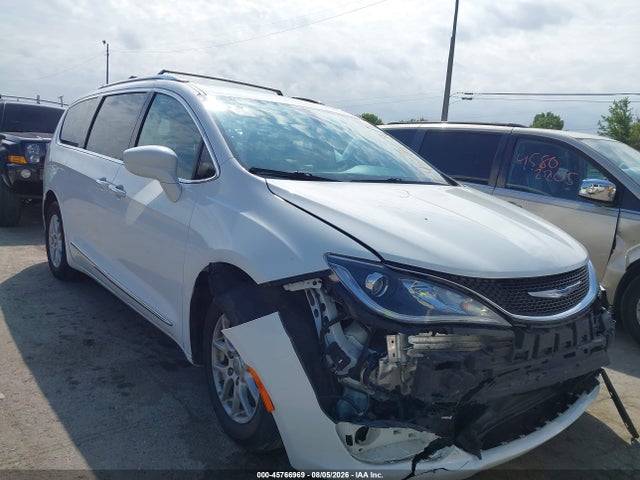 2020 CHRYSLER PACIFICA TOURING L - 1