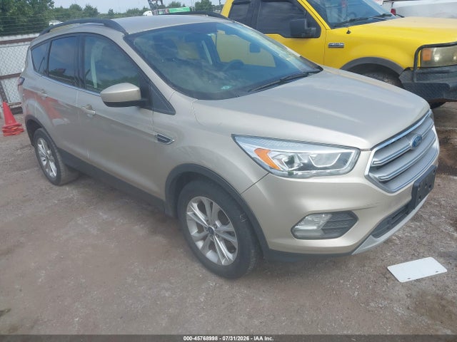 2017 FORD ESCAPE SE - 1