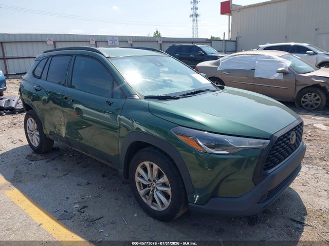 2022 TOYOTA COROLLA CROSS LE - 1