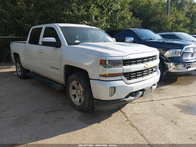 2017 CHEVROLET SILVERADO 1500 LT - 1