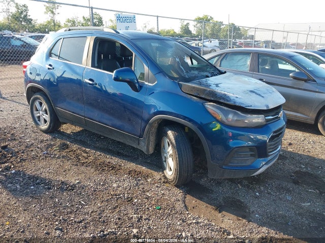 2020 CHEVROLET TRAX AWD LT - 1