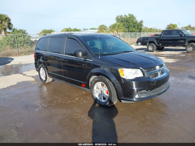2019 DODGE GRAND CARAVAN SXT - 1