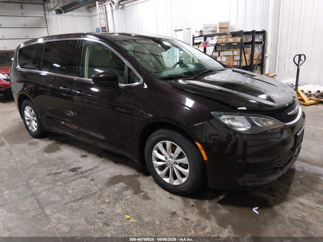 2017 CHRYSLER PACIFICA TOURING - 1