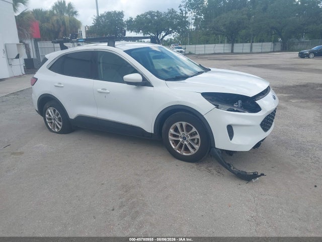 2020 FORD ESCAPE SE - 1
