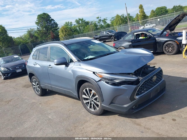2024 TOYOTA COROLLA CROSS XLE - 1