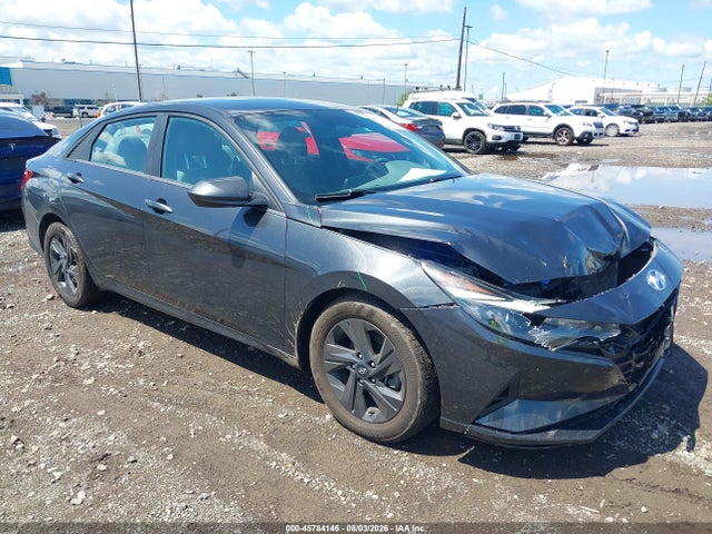 2022 HYUNDAI ELANTRA SEL - 1