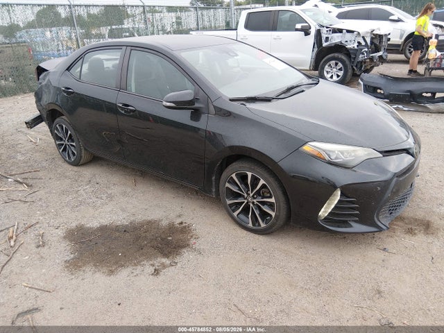 2017 TOYOTA COROLLA SE - 1