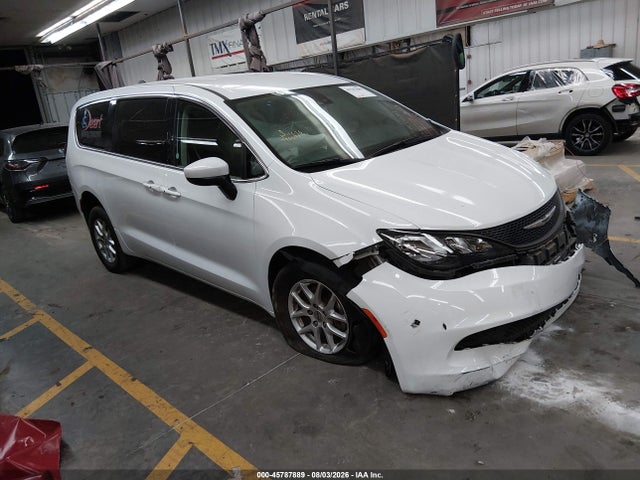 2023 CHRYSLER VOYAGER LX - 1