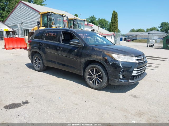 2018 TOYOTA HIGHLANDER XLE - 1
