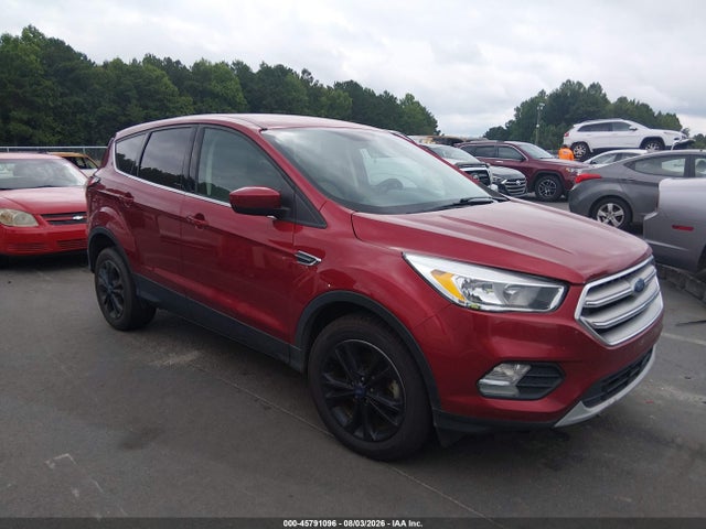 2017 FORD ESCAPE SE - 1
